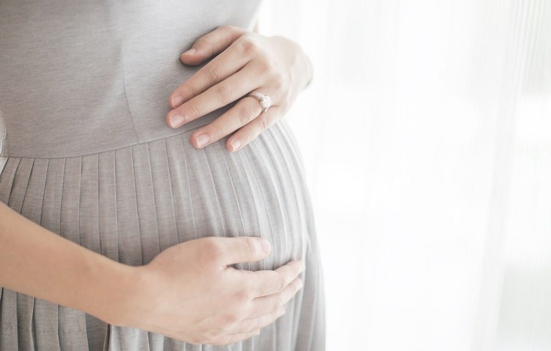 بررسی میکرودرم صورت در بارداری