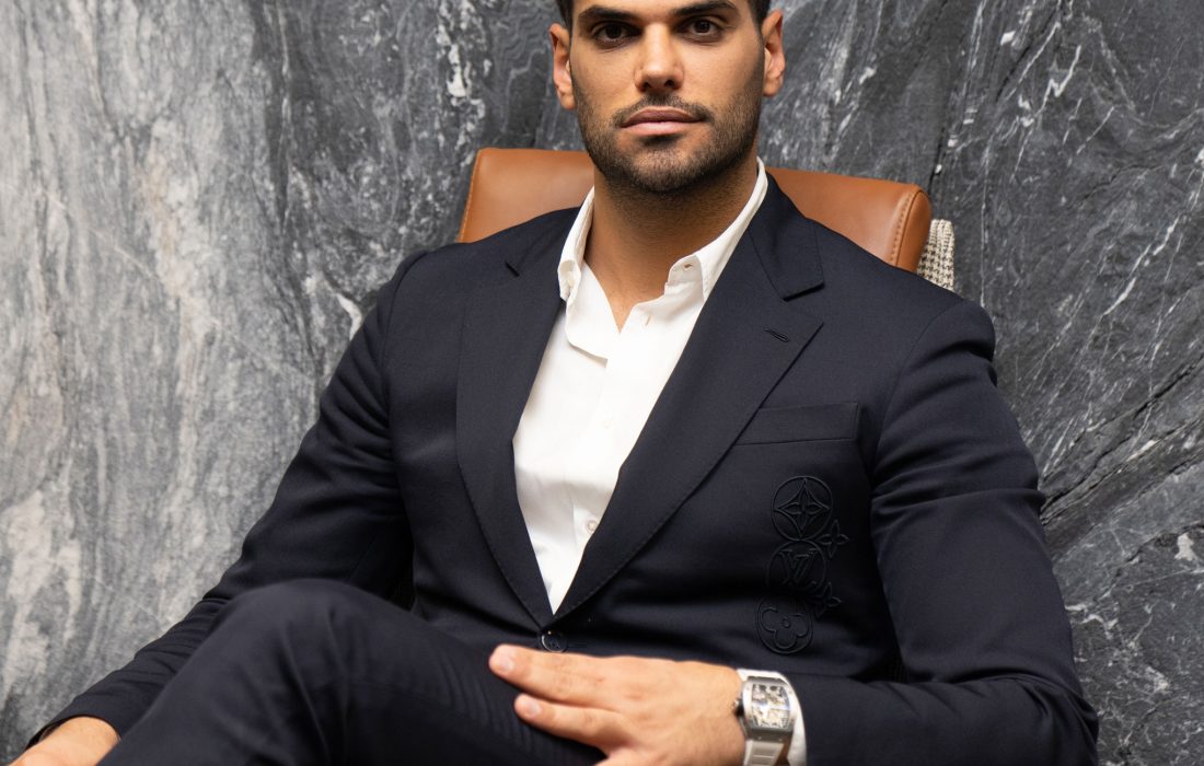 بیوگرافی مختصر فرهاد فخرائی؛ مدیر کلینیک‌های فخرائی و پادرا