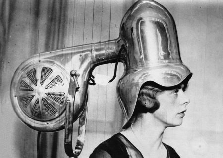 تکامل ابزارهای حالت‌دهنده‌ی مو: از اتوی فلزی تا دستگاه‌های هوشمند امروزی