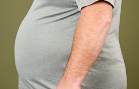 آیا چاقی ارثی است؟ تحلیل جامع علمی درباره نقش ژنتیک در افزایش وزن