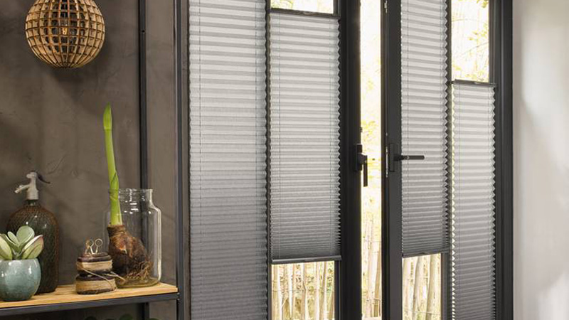 انواع پرده پشت دری